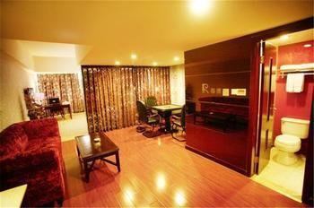 Chengdu Boyue Hotel Экстерьер фото